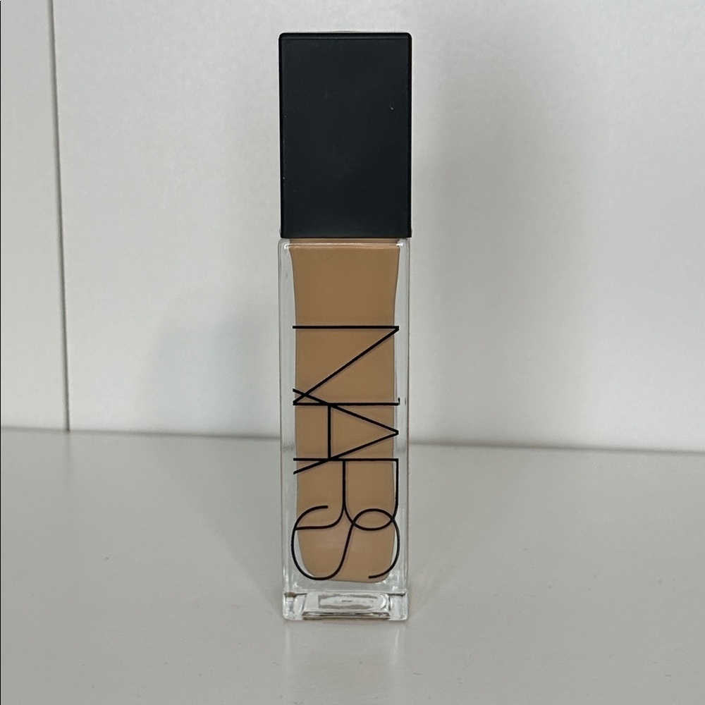 NARS Natural Radiant Longwear Foundation - Punjab M1